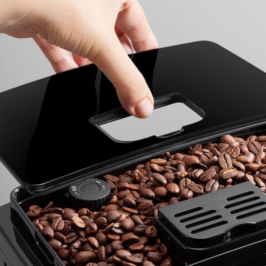 De'Longhi Magnifica S ECAM11.112.B coffee machine – side view