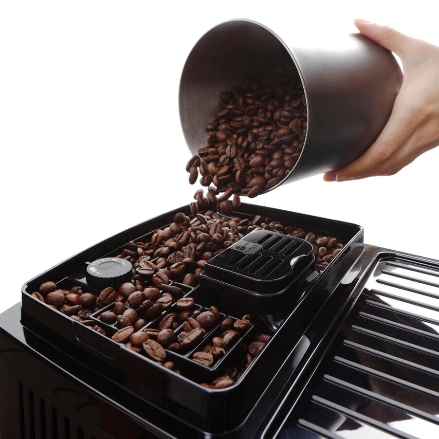 De'Longhi Magnifica Start ECAM222.60.BG coffee machine – angle view