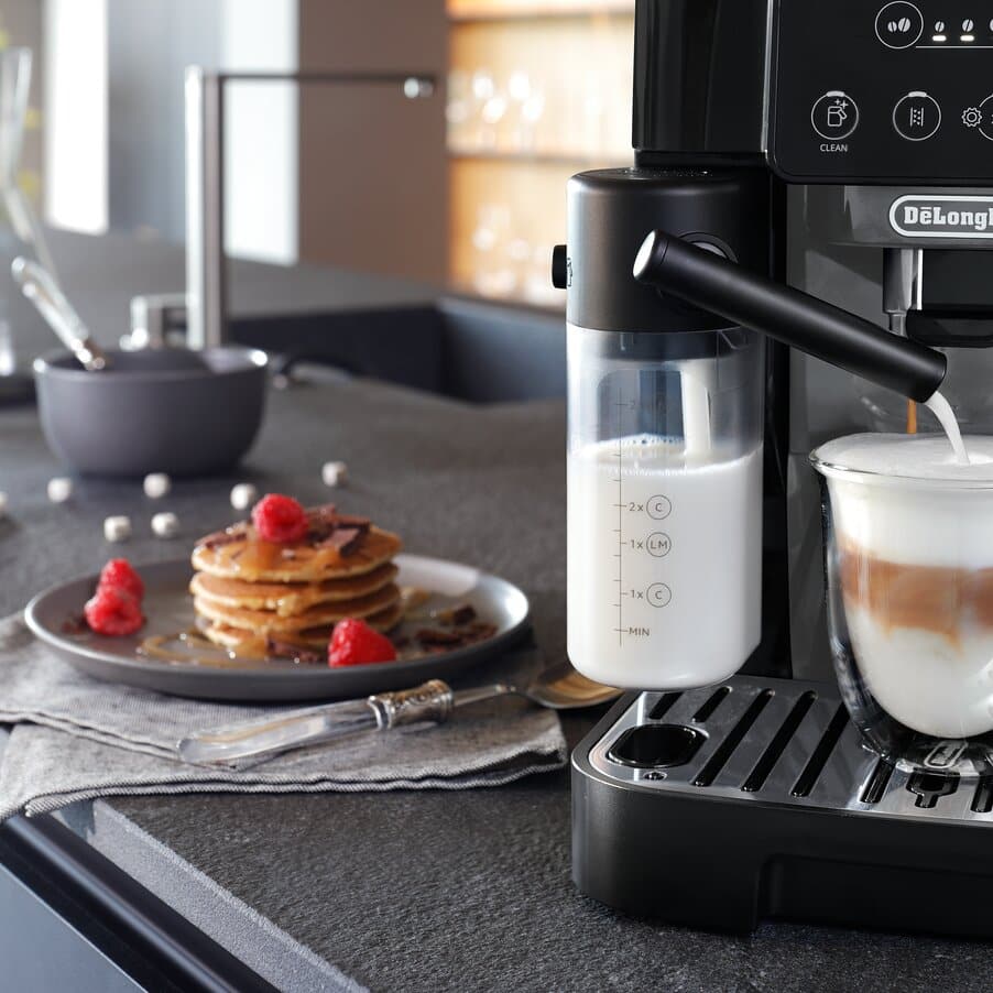 De'Longhi Magnifica Start ECAM222.60.BG LatteCrema Hot milk frothing system