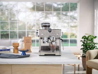 De'Longhi La Specialista Opera Cold Brew and Espresso Cool