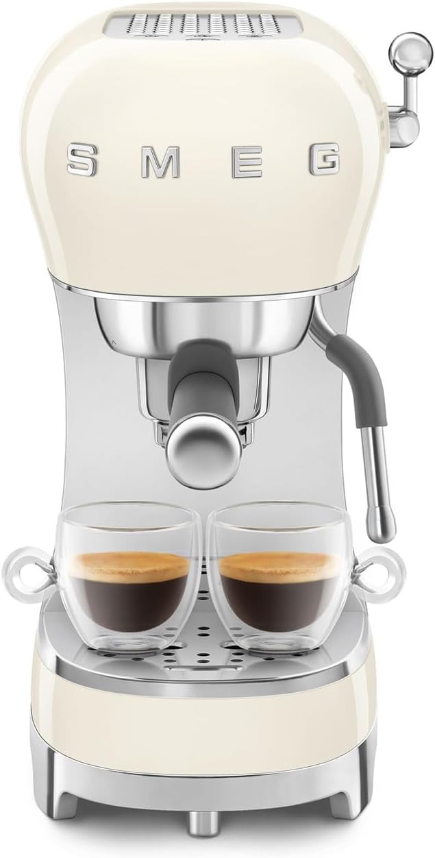 Smeg ECF02CRUK, 50's Retro Style Aesthetic Espresso Coffee Machine