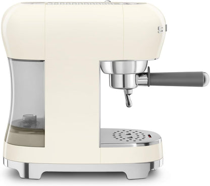 Smeg ECF02CRUK, 50's Retro Style Aesthetic Espresso Coffee Machine