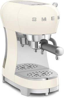 Smeg ECF02CRUK, 50's Retro Style Aesthetic Espresso Coffee Machine