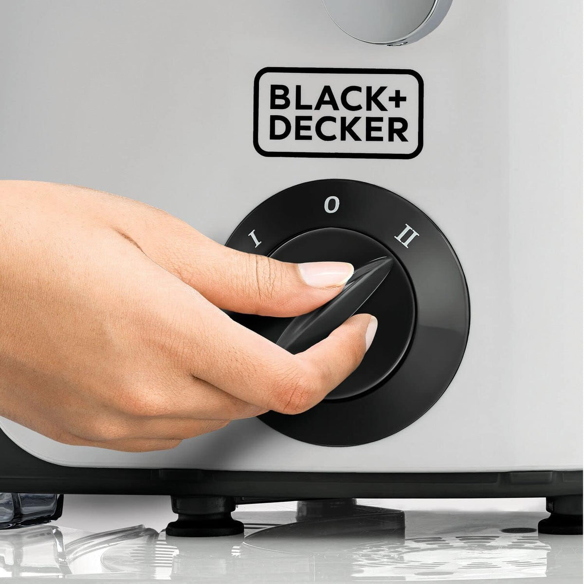 Black & Decker Juicer Extractor, 800W Power with Copper Motor 500ml JE780-B5