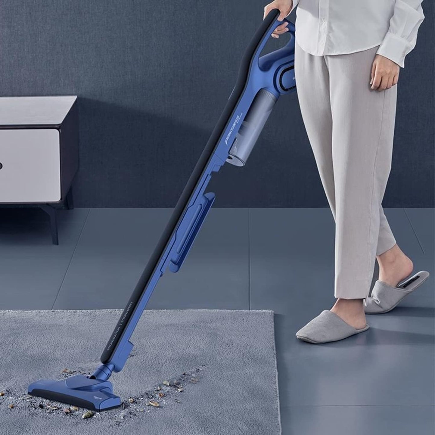 Deerma DX810 vacuum cleaner in handheld mode
