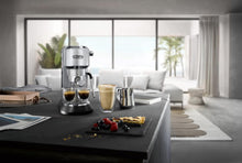 De'Longhi Dedica Arte EC885.M Manual Espresso Machine
