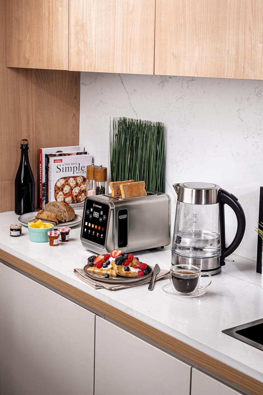 Nutricook 2-Slice Smart Toaster with 6 Browning Levels TS201ME