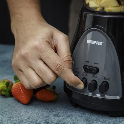 Geepas 3 In 1 Blender 400W GSB44034 Stainless Steel Cutting Blades Six Speed
