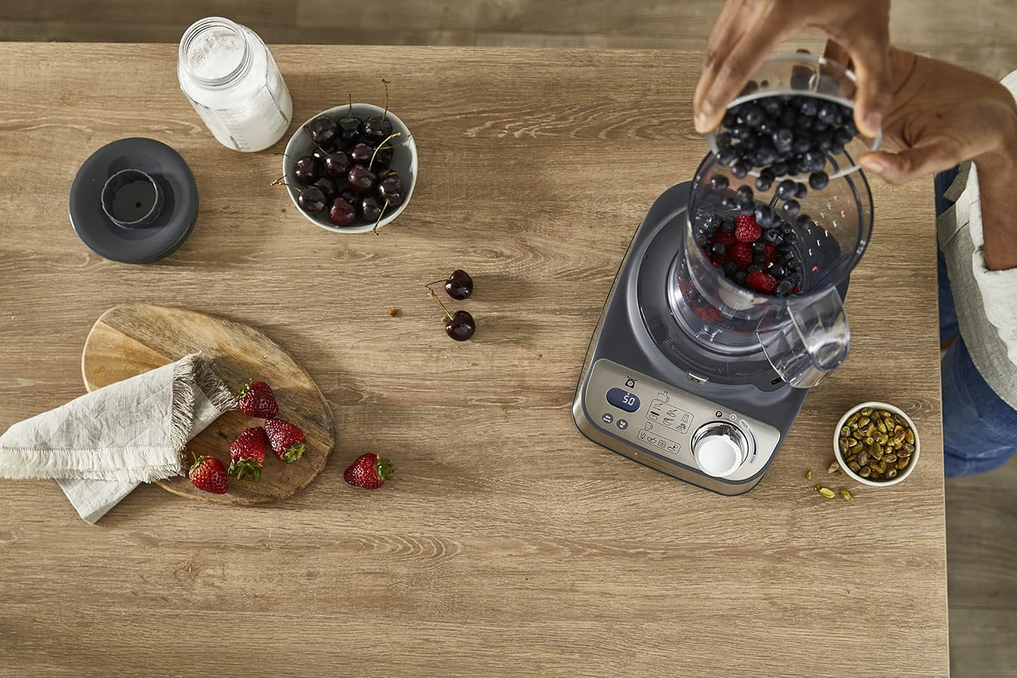 Kenwood MultiPro Express Weigh+ Food Processor FDM71